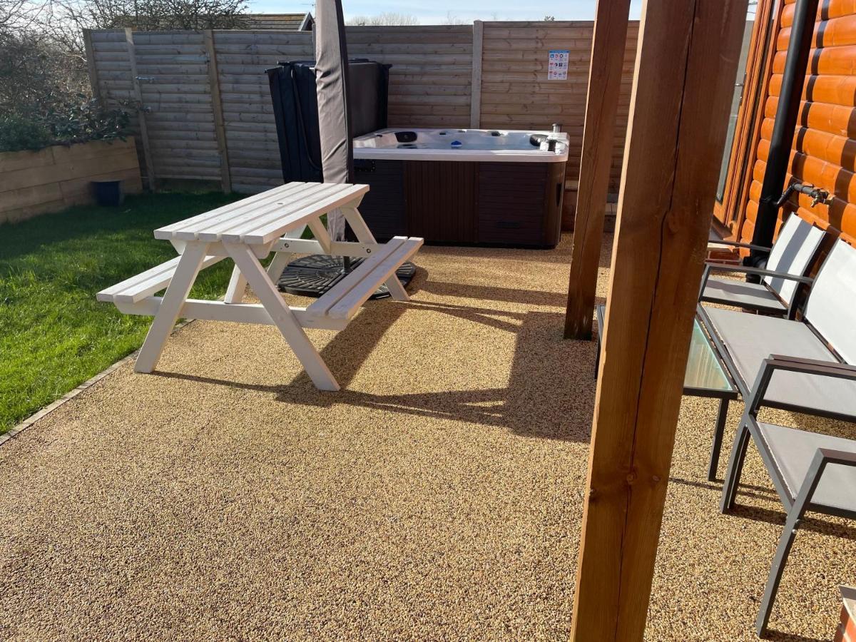 31 Cherry East Riding Of Yorkshire Hot Tub & Fishing Garton Esterno foto